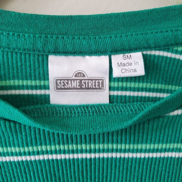Sesame Street Oscar The Grouch Green Striped Short Sleeved Shirt Child S/M - Picture 2 of 7